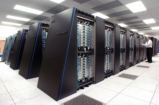 Акциите на IBM записаха исторически срив след като предварителните резултати