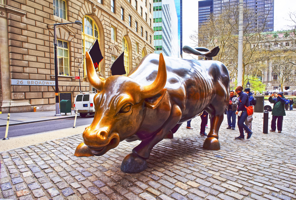 Добри новини инвеститори Wall Street прави разпродажба предлагайки акциите с