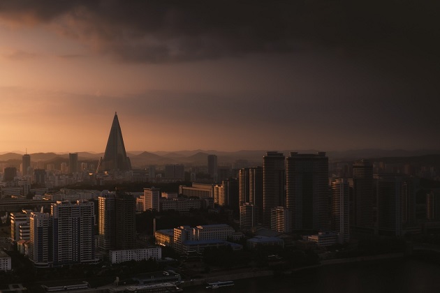 През 2008 г националните химни както на Северна Корея така